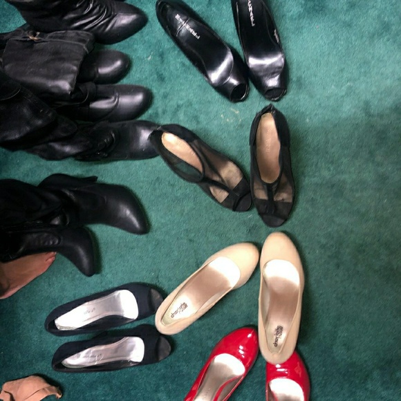 High heel shoes and boots (Size 7 to 8). - Picture 1 of 1